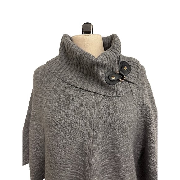 Dana Buchman Gray Knit Poncho Sweater W/ Button Detail High Collar M - Picture 5 of 12